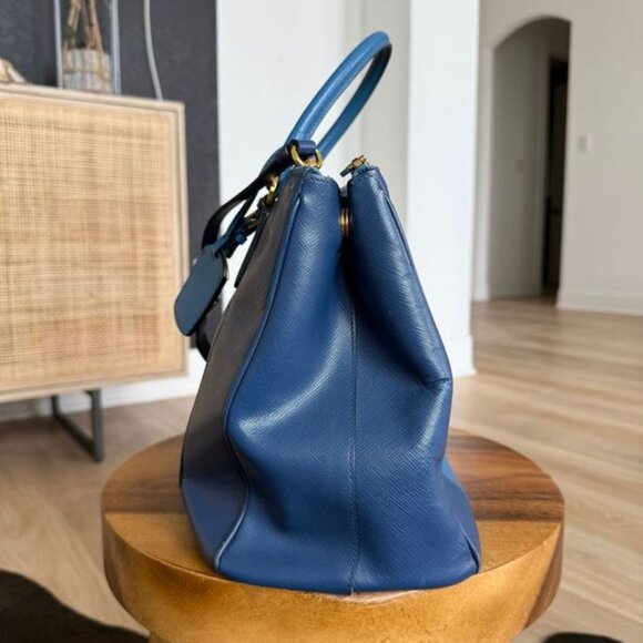 Prada Saffiano Blue Colorblock Tote Bag - Picture 4 of 11